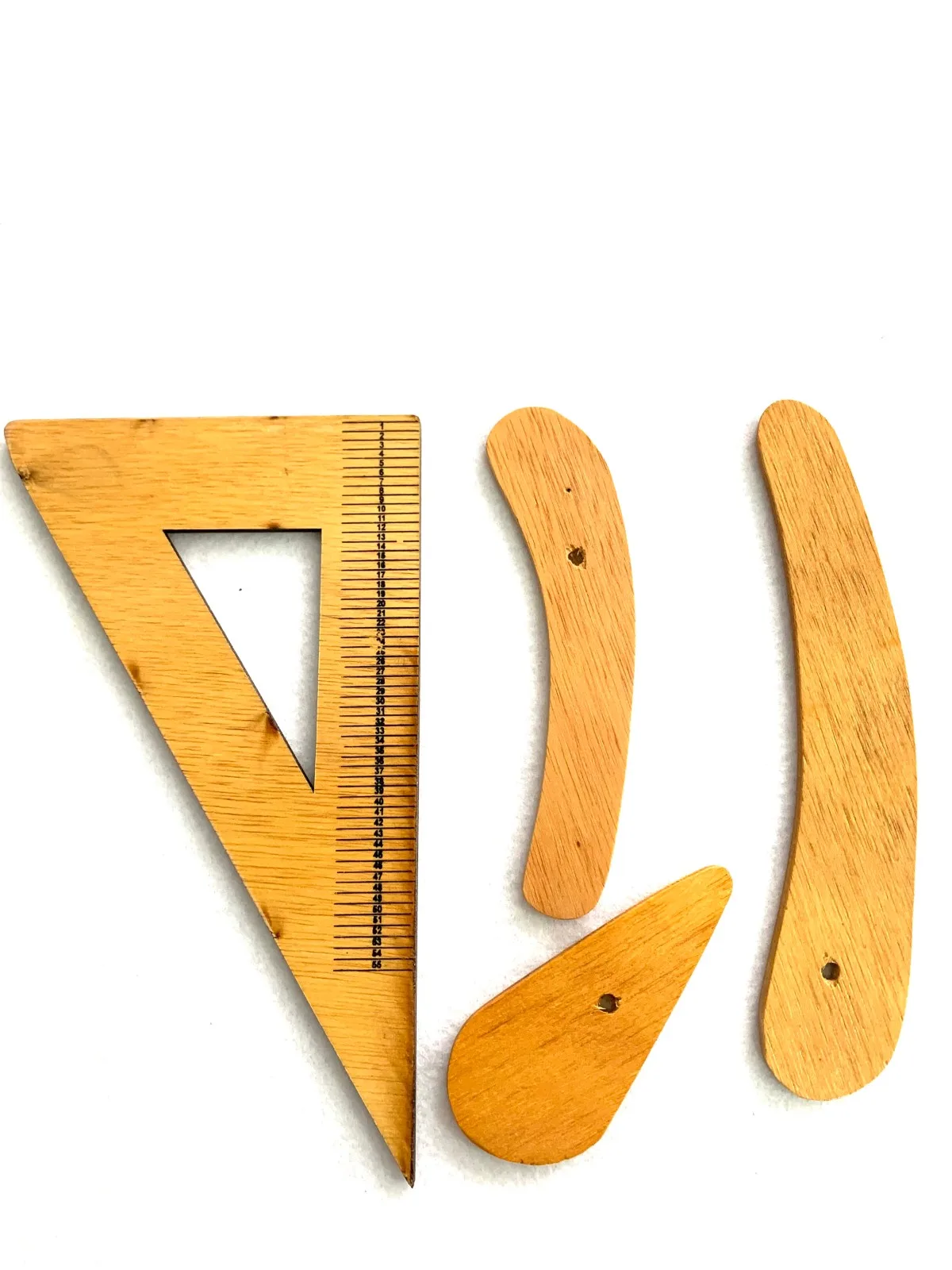 REGLA DE TRAZO / PATRONAJE  BASICO X 4 PIEZAS DE 1/4 DE ESCALA